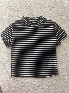 SHEIN Black and White Striped Short Sleeve Tee (runs small)